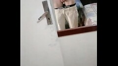 Novinho batendo uma bela punheta Thumb
