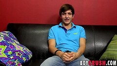 Gorgeous twink strokes his cock while dildoing his sweet ass Thumb