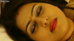 Pyasi Aatma Hot Aunty boobs - myhotporn.com Thumb