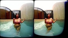 VRpussyVision.com - Girl with big tits in the pool Thumb