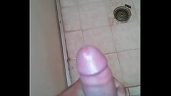 Me masturb&oacute_ hasta sacar la leche 2 Thumb