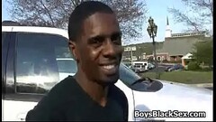 Black Muscular Gay Dude Fuck White Sexy Boy 15 Thumb