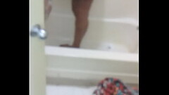 Lil shower vid. Thumb