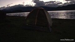 Hardcore en una carpa con la novia Thumb