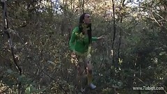 Sexo en el bosque en una carpa Thumb