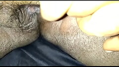 Indian girl playing with her pussy Thumb