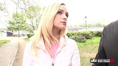 Playful blonde Crystal Caytlin likes sex in public Thumb