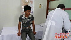 Young Asian barebacked during doctors appointment Thumb