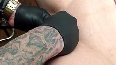 Rhianna gets pussy pierced Thumb