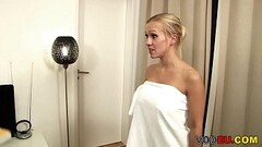 Grosse Titten Blond madchen hart gefickt Thumb