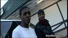 Black Muscular Gay Dude Fuck White Skinny Sexy Boy 03 Thumb