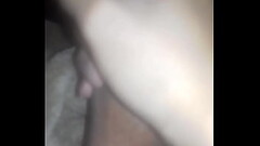 Novinho h&eacute_tero punhetando parte 2 Thumb
