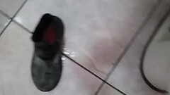 Sapat&atilde_o, Porra, Saliva, Chinelo e meia e muita punheta. Oh Delicia! Thumb