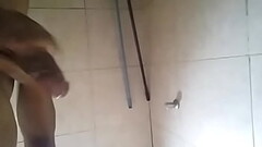 Novinho safado gozando depois do futebol Thumb