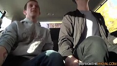 Dan Jenkins bangs with two skinny dick riders in the car Thumb
