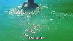 выпал ливчик во время купания в море Thumb