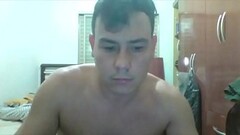 Geek cum on Skype Thumb