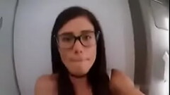 Mi amiga me ense&ntilde_a como se masturba en silencio Thumb