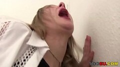 Schon brunette Madchen Gefickt Thumb
