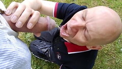 Fussknecht - the Piss Freak : Buveur de piss - Piss drinker Thumb