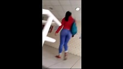 siguiendo a universitaria culona Thumb