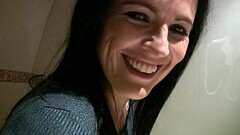 Having fun behind the scene in the bathroom with Montse Swinger Thumb