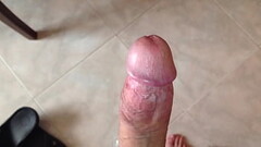 Masturbandome en casa y tocandome mi pene Thumb