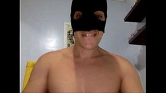 Passivo mascarado rebola e mostra o cu na cam Thumb