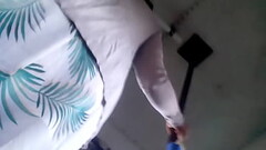 Upskirt a milf en el bus san sivar Thumb