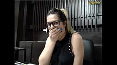 Pariswells ohmibod in the office flash tits Thumb
