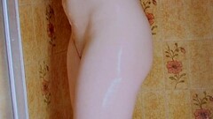 Teen babe in the shower Thumb